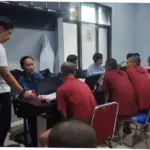 14 Terduga Pelaku Pengeroyokan Digiring ke Sel Tahanan Polres Pandeglang