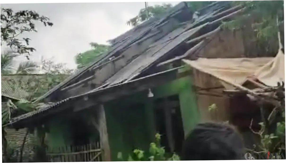7 Rumah Warga di Sindangresmi Pandeglang Rusak Disapu Angin Puting Beliung