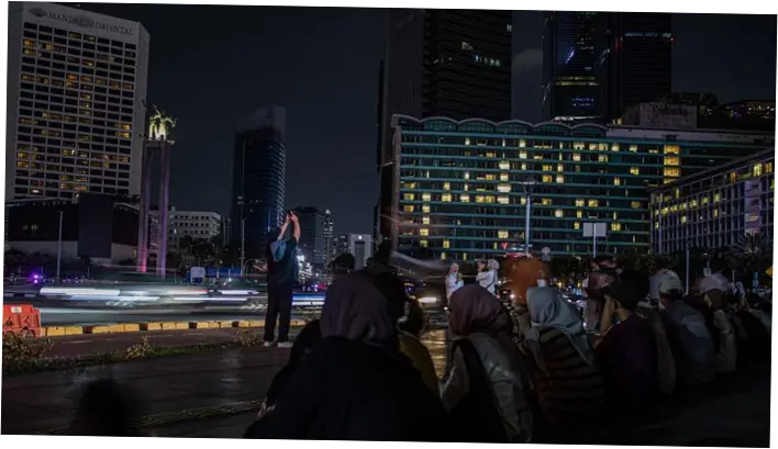 Aksi Hemat Energi di Jakarta Berhasil Pangkas Emisi 77,53 Ton CO2e