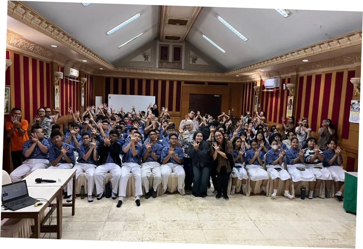 Bangun Kesadaran Keamanan Digital, 420 Siswa Ikuti Program CyberHeroes Telkom