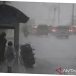 Hujan Lebat Mengancam Sejumlah Wilayah Indonesia, Warga Diimbau Waspada