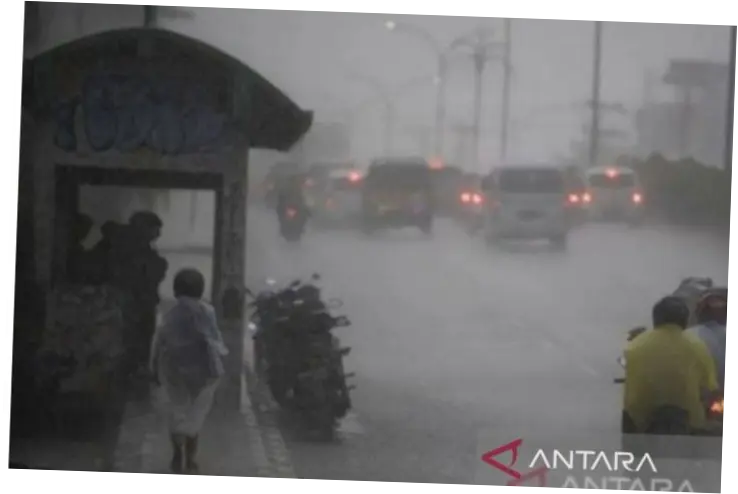Hujan Lebat Mengancam Sejumlah Wilayah Indonesia, Warga Diimbau Waspada
