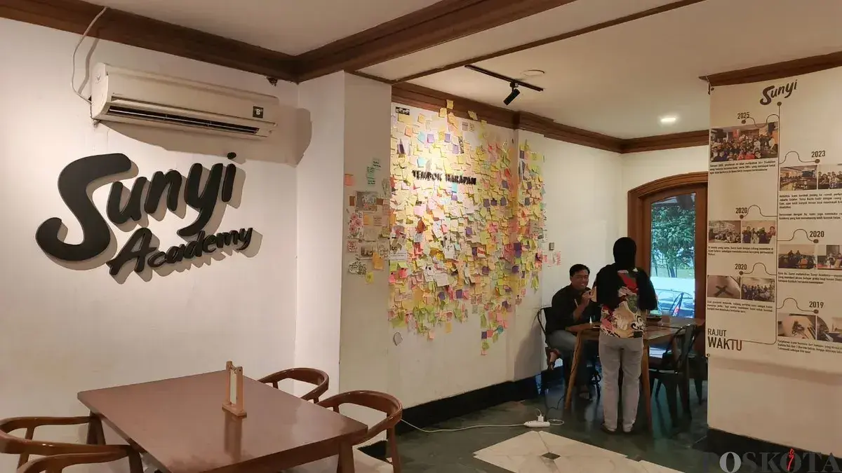 Kafe Tanpa Suara yang Memberdayakan Penyandang Disabilitas di Blok M