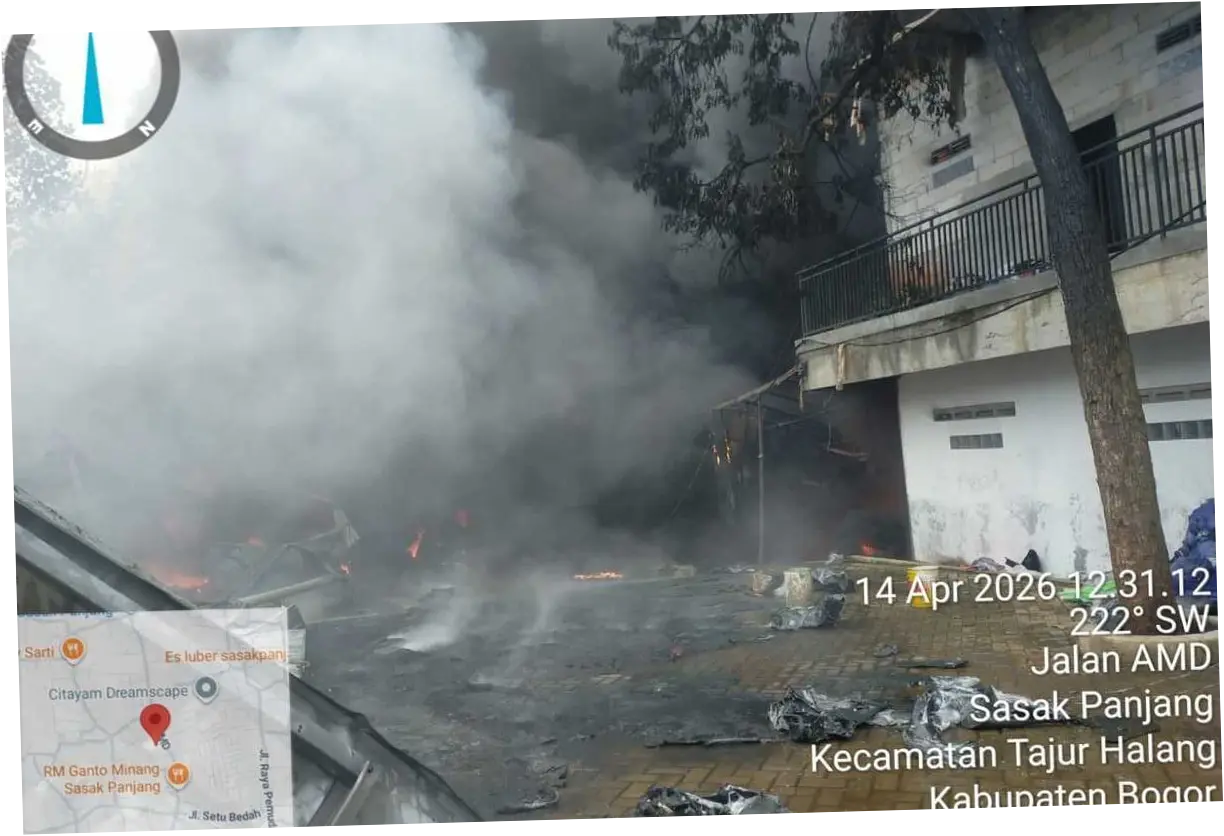 Kebakaran Gudang Sparepart Motor di Tajurhalang Bogor