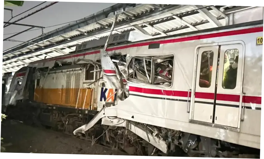 Kecelakaan Kereta di Bekasi Timur: Kronologi dan Dampak