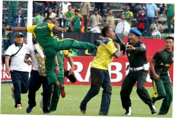 Kericuhan dan Persaingan Sengit di Liga Jerman: Hertha Berlin dan Dinamika Bundesliga 2