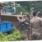 Pakai Trotoar, Puluhan Lapak PKL di Kembangan Jakbar Dibongkar