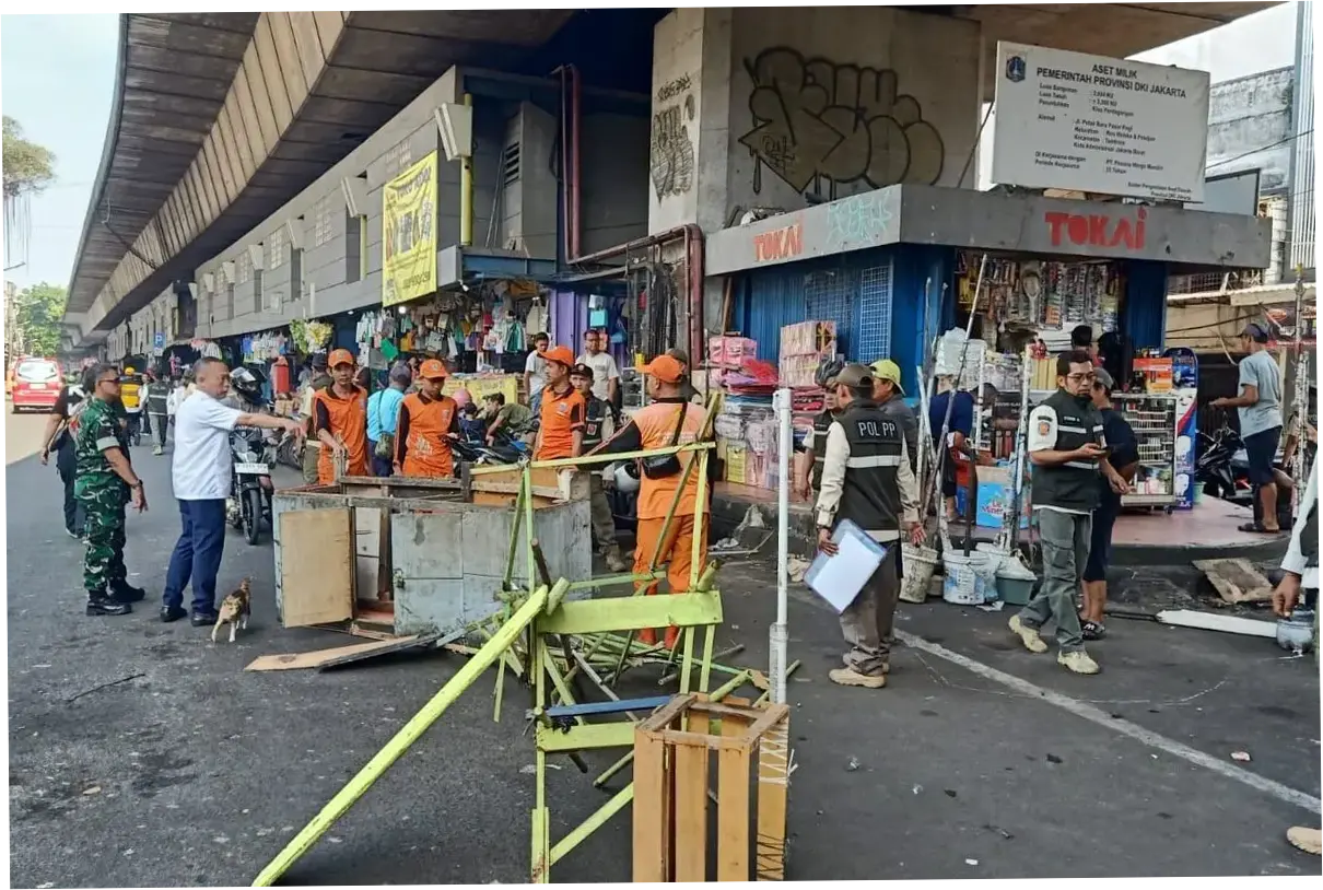 Penertiban PKL di Pasar Pagi Asemka, 210 Petugas Dikerahkan