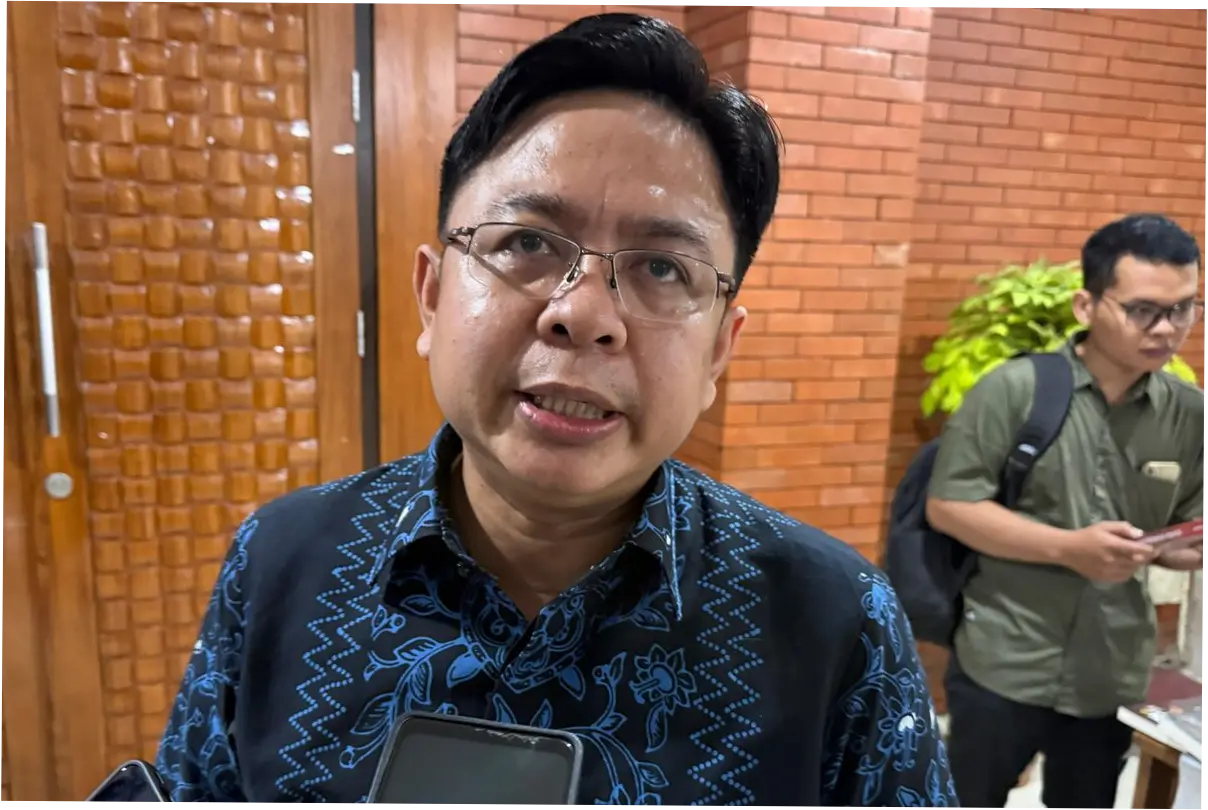 Regenerasi Partai Politik di Indonesia: Tantangan dan Solusi