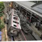 Tragedi Jalur Rel Bekasi Timur: Dugaan Taksi Mogok Berujung Korban di Gerbong Wanita