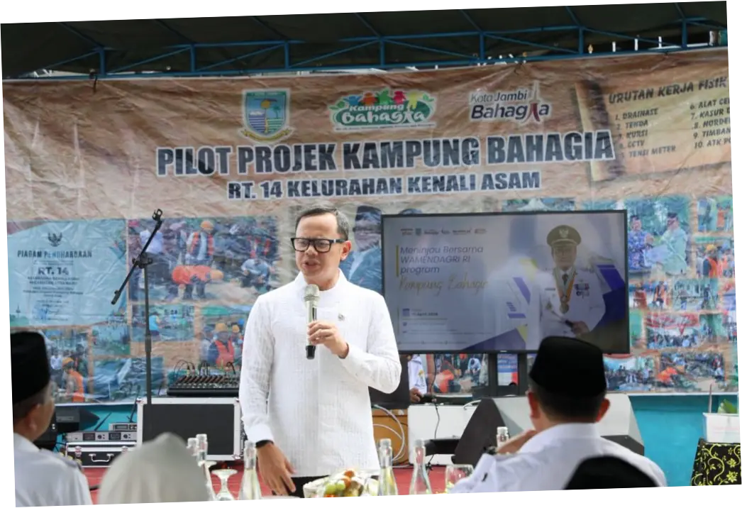 Wamendagri Tinjau Kampung Bahagia di Jambi, Tekankan Peran RT Ujung Tombak Program Pemerintah