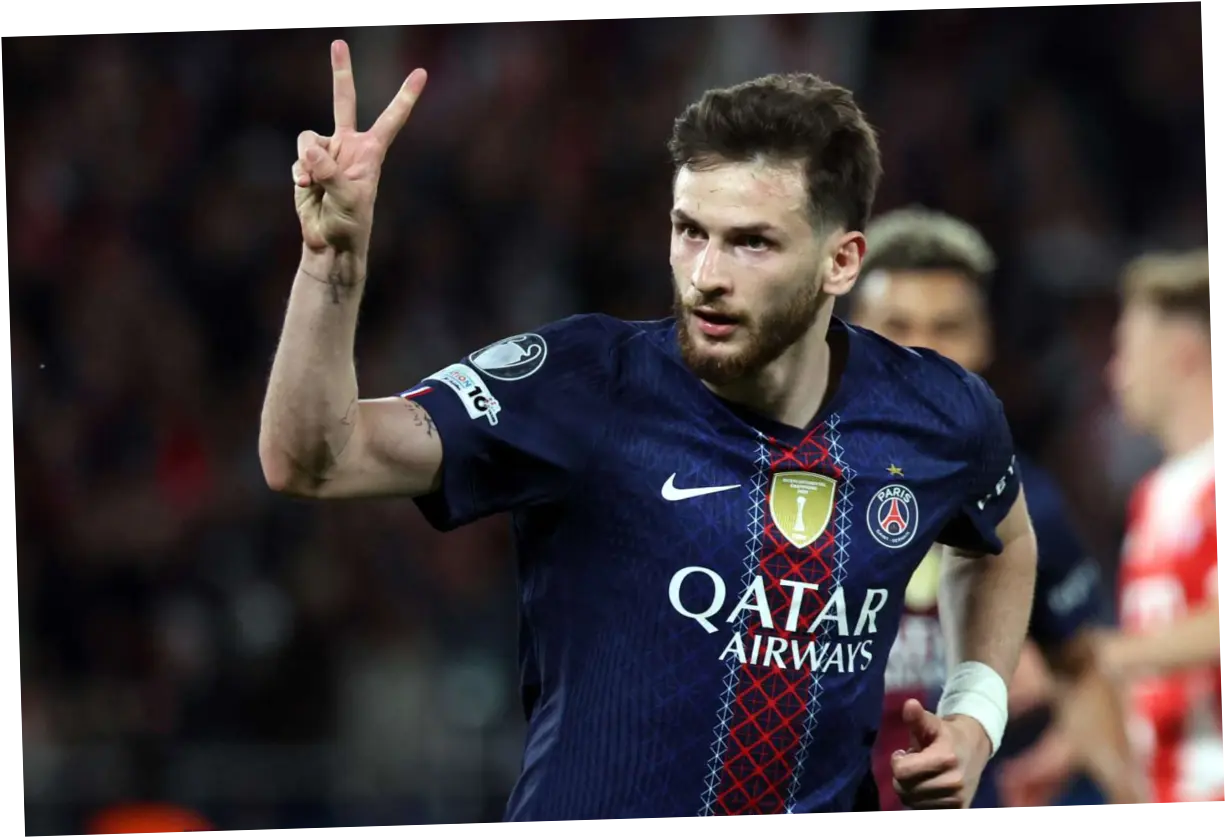 Khvicha Kvaratskhelia: Bintang Baru di Liga Champions