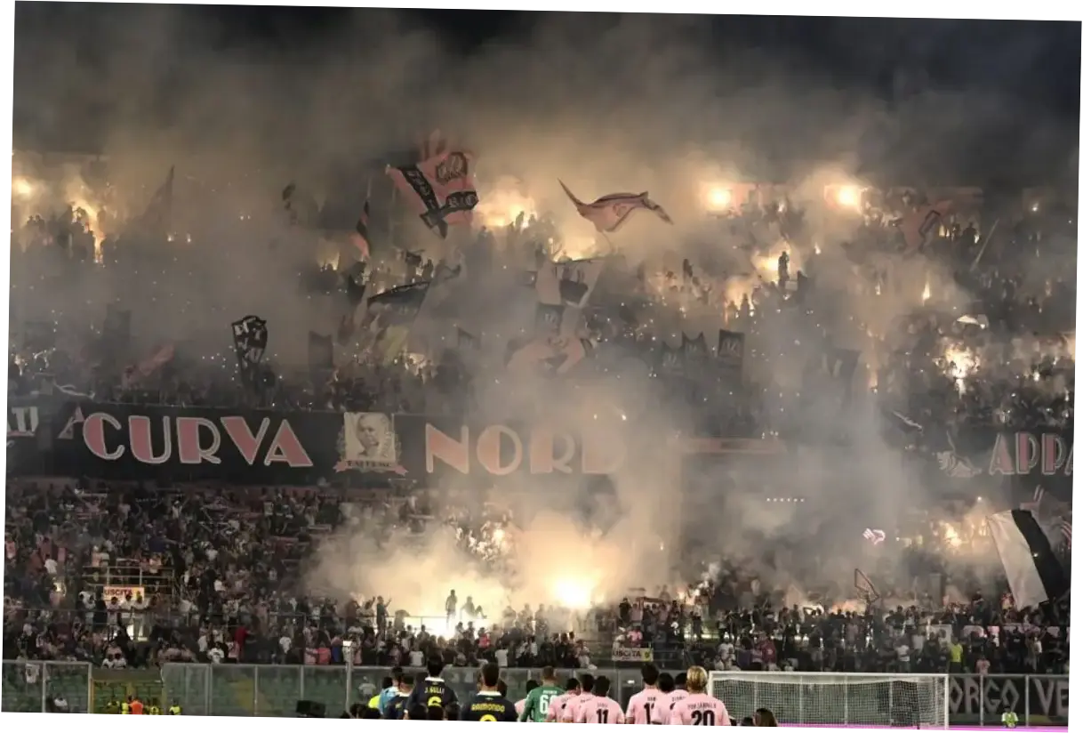 Palermo Tundukkan Catanzaro 3-2: Kemenangan Krusial untuk Amankan Tiket Playoff Serie B