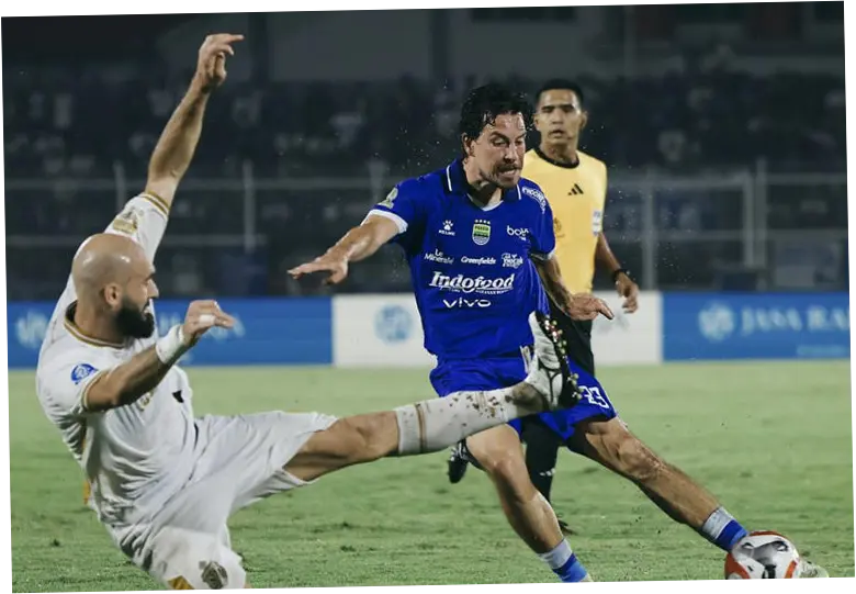 Persib Bandung Unggul Head to Head, Peluang Juara Super League 2025/2026 Kian Terbuka