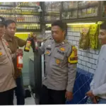 Polisi Gelar Operasi Pekat di Serang, Puluhan Botol Miras dan Tuak Disita